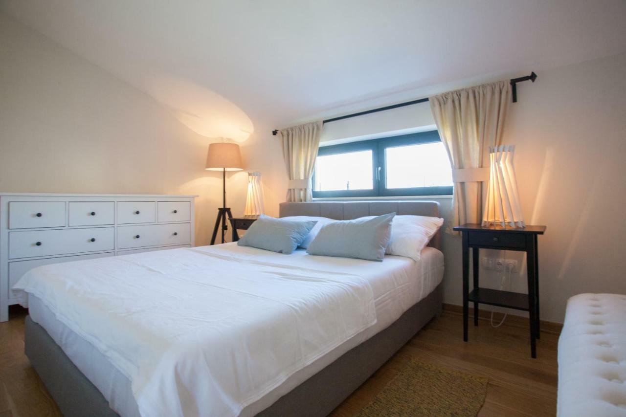 Bella Vista Suites Bagian luar foto